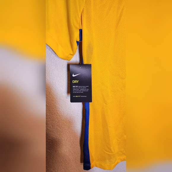 Nike Dry Short Sleeve Training Women's Top - Picture 3 of 4